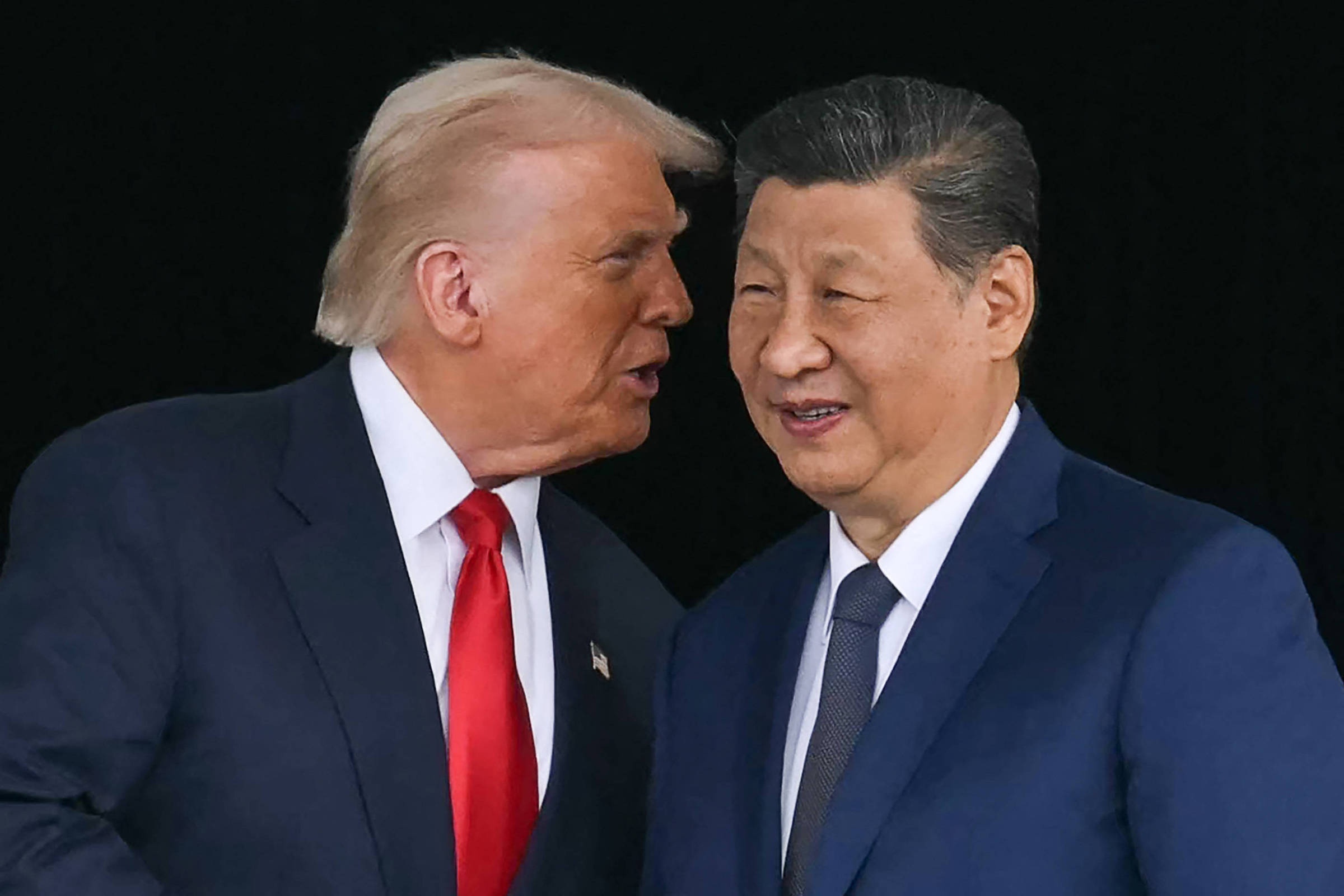 A Face Oculta da Potência Chinesa: Por Que Sua Fragilidade Econômica Eleva o Risco Global