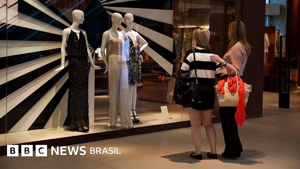 O Intrincado Paradoxo Econômico Brasileiro: Por Que Números Positivos Coexistem com a Insatisfação Popular