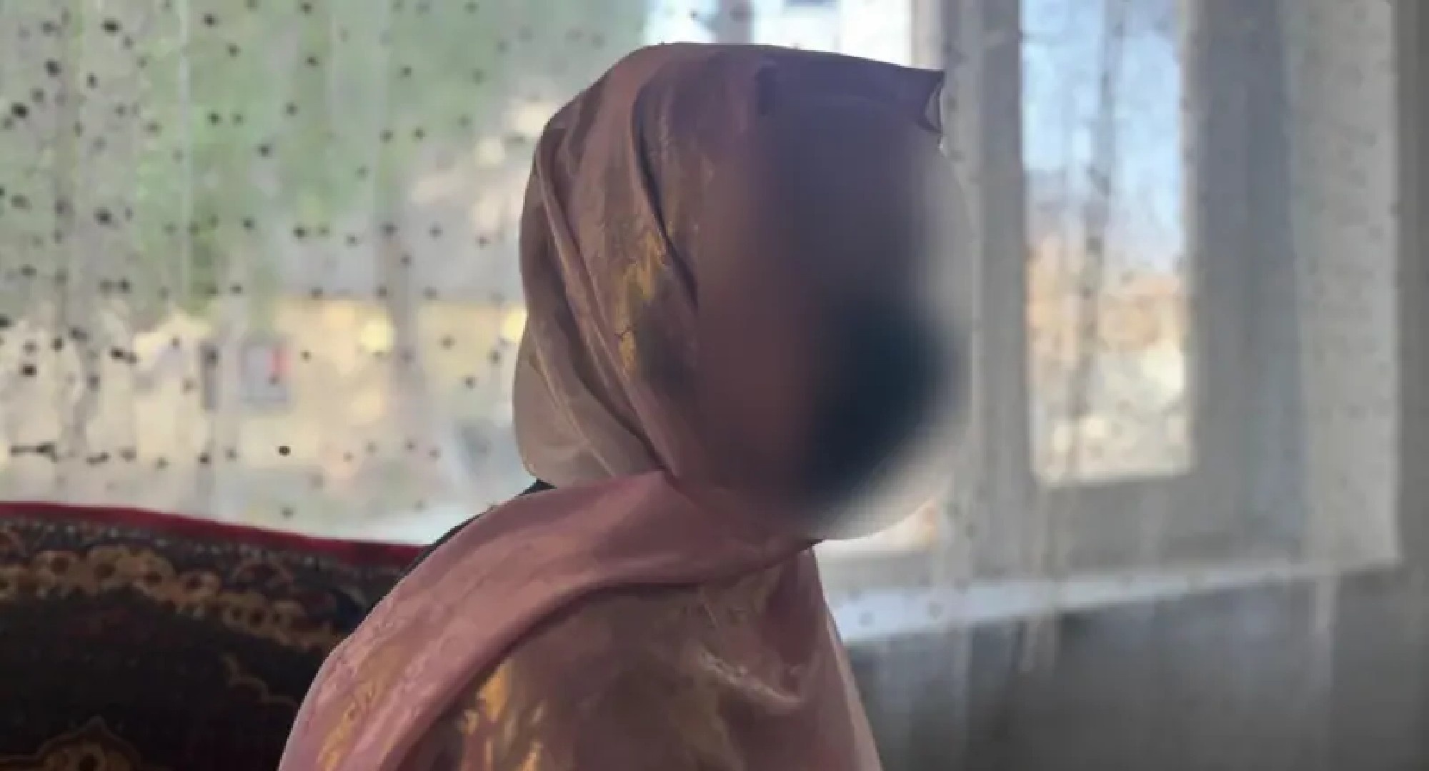 Afeganistão: Educação Feminina em Colapso e a Ascensão de Casamentos Forçados Pelo Talibã
