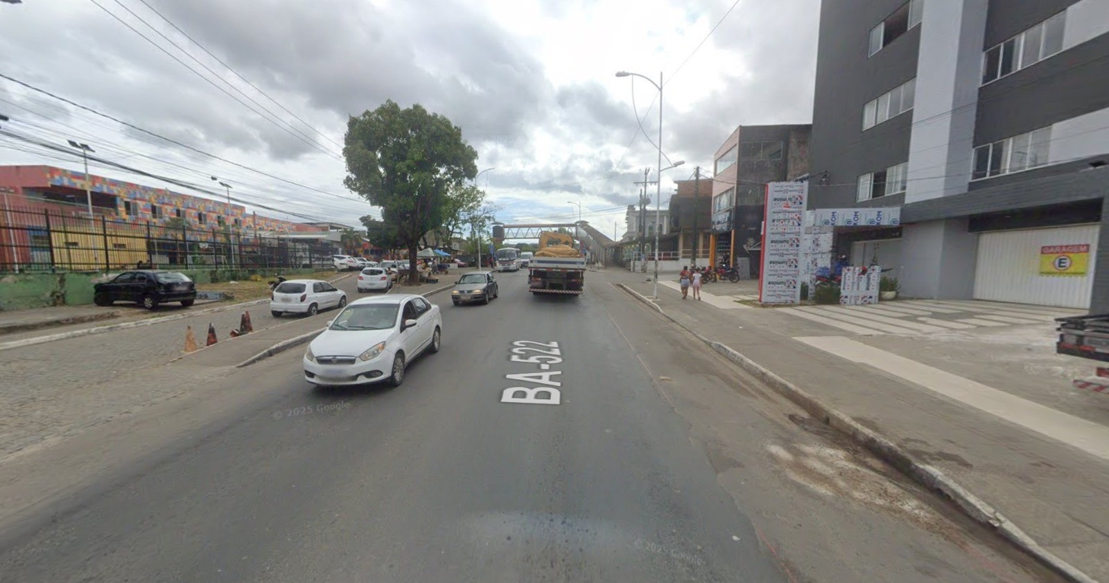 Interdição Vital na BR-324 em Candeias: O Que o Bloqueio Revela Sobre a Infraestrutura da RMS