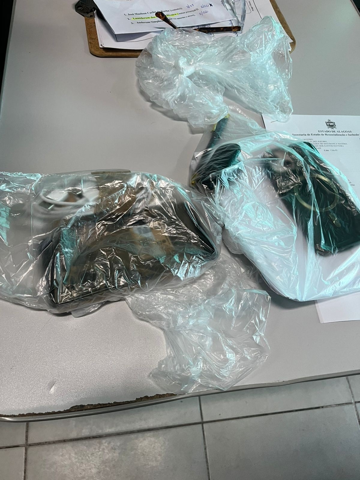 Advogado Flagrado com Celular em Presídio: Reflexos na Segurança Pública e Integridade Profissional