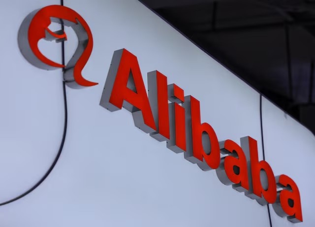 A Guerra Fria da IA: Alibaba Proíbe Claude em Escalada de Disputa Geopolítica e de Propriedade Intelectual
