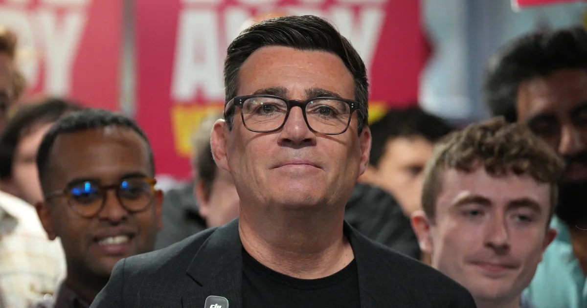 A Ascensão de Andy Burnham: Um Novo Rumo para a Política Britânica?