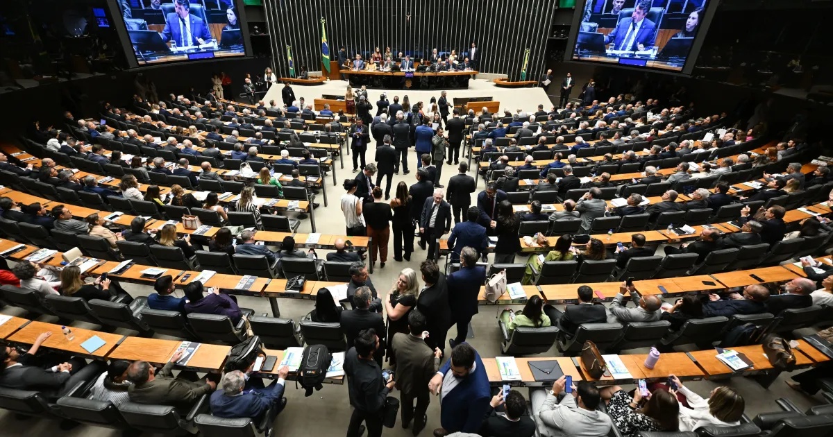Reclassificação de Facções Acende Debate Sobre Lei Antiterrorismo e Implicações no Brasil