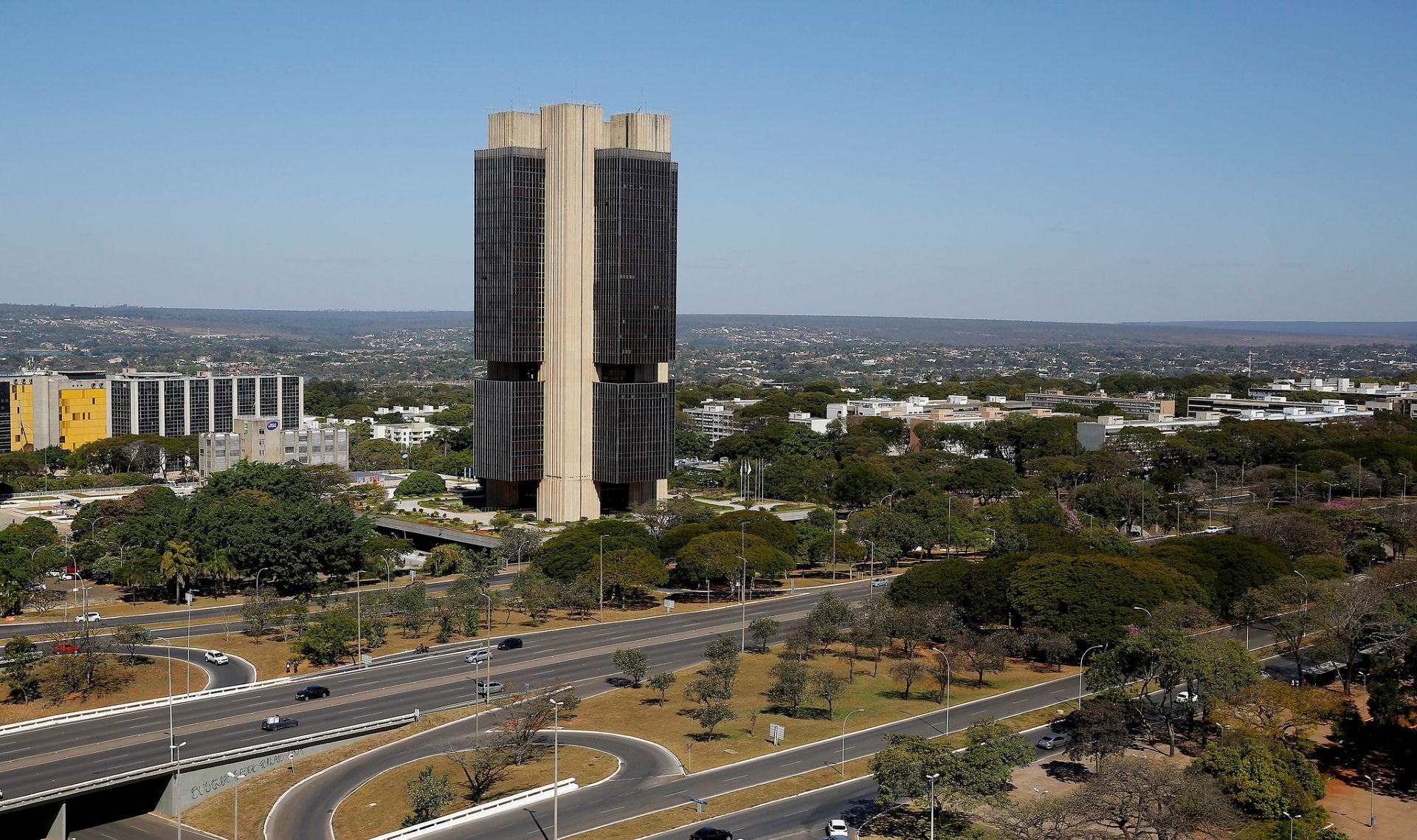 Valores Esquecidos: A Transferência Bilionária ao Desenrola e o Impacto Profundo nos Negócios