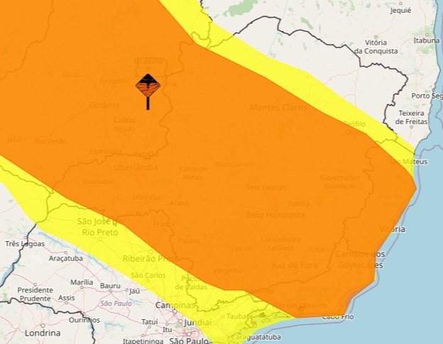 Alerta Laranja em Minas: Além da Chuva, um Desafio Sistêmico para Mais de 720 Cidades