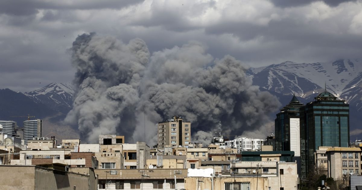 Bloqueio de Internet no Irã Supera 100 Horas em Meio à Escalada do Conflito
