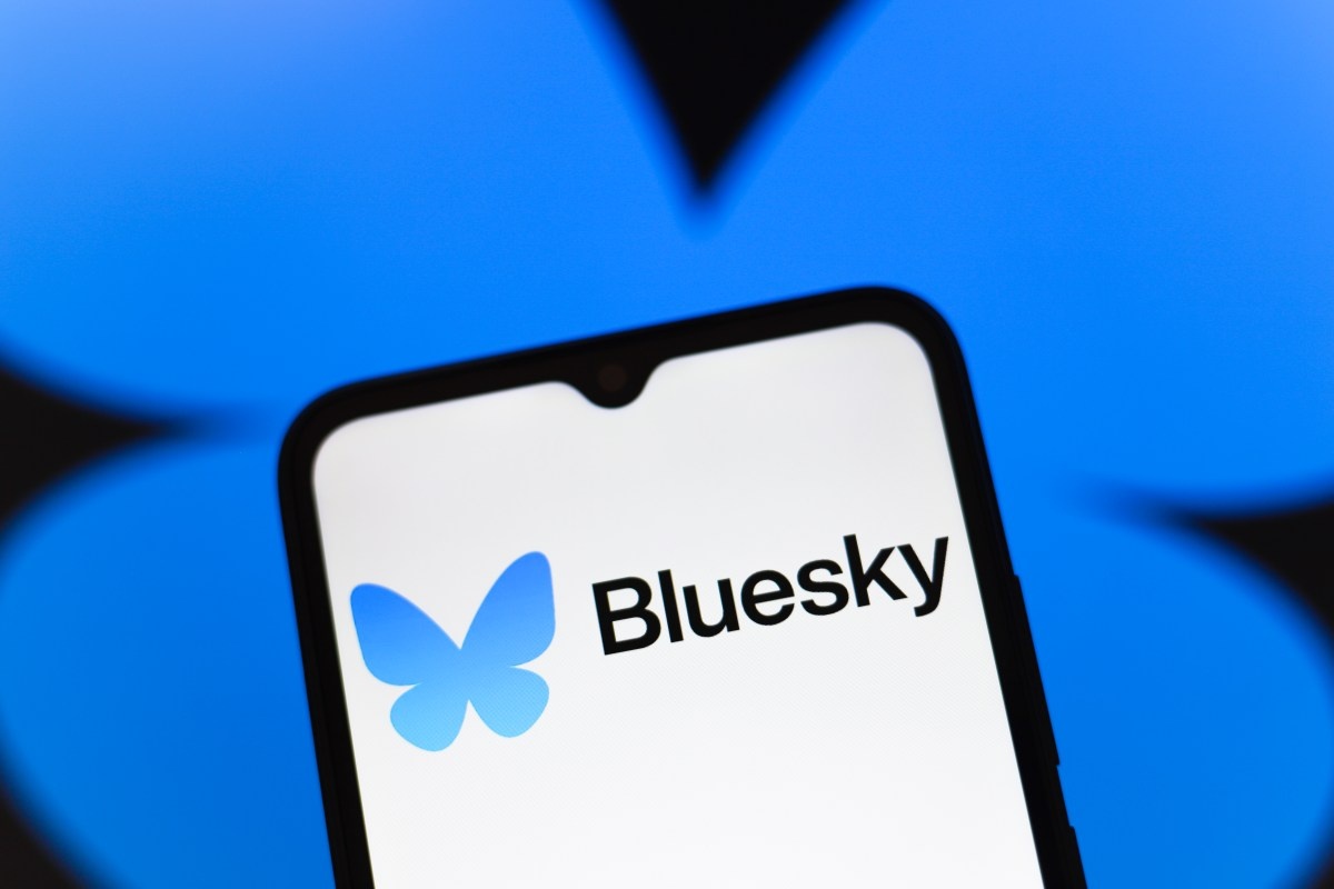 Bluesky Lança Attie: IA que Permite ao Usuário Programar Seu Próprio Algoritmo Social
