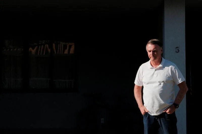 Suspensão de Visitas a Bolsonaro: O Veredito Judicial e Suas Ondas Políticas