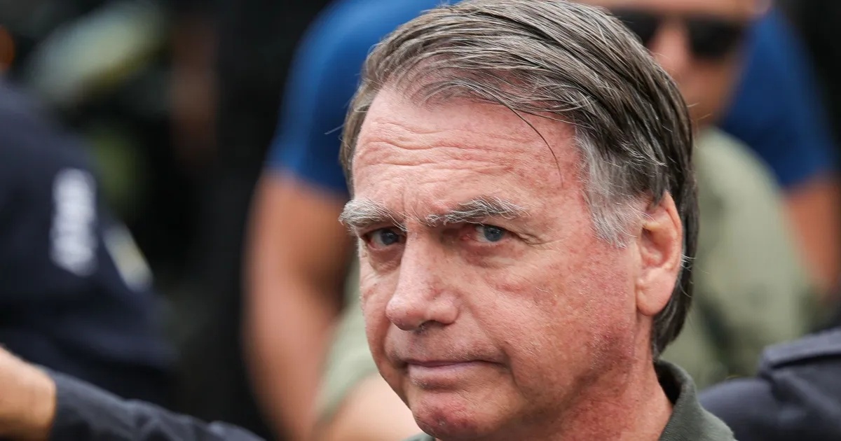 A Saúde de Bolsonaro e o Cenário Político-Midiático: Uma Análise de Tendência