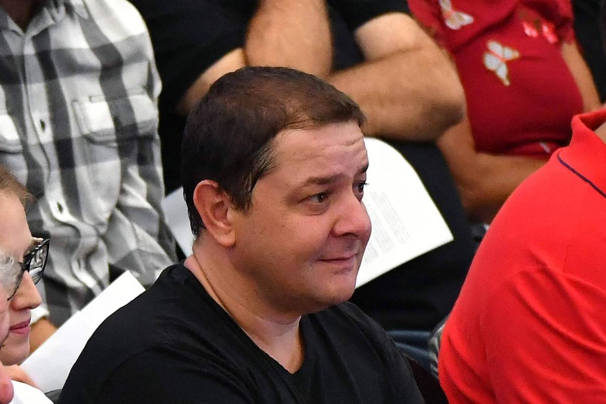 Admissão da Defesa de Lulinha em Viagem a Portugal Expõe Zona Cinzenta da Ética Política e Lobby