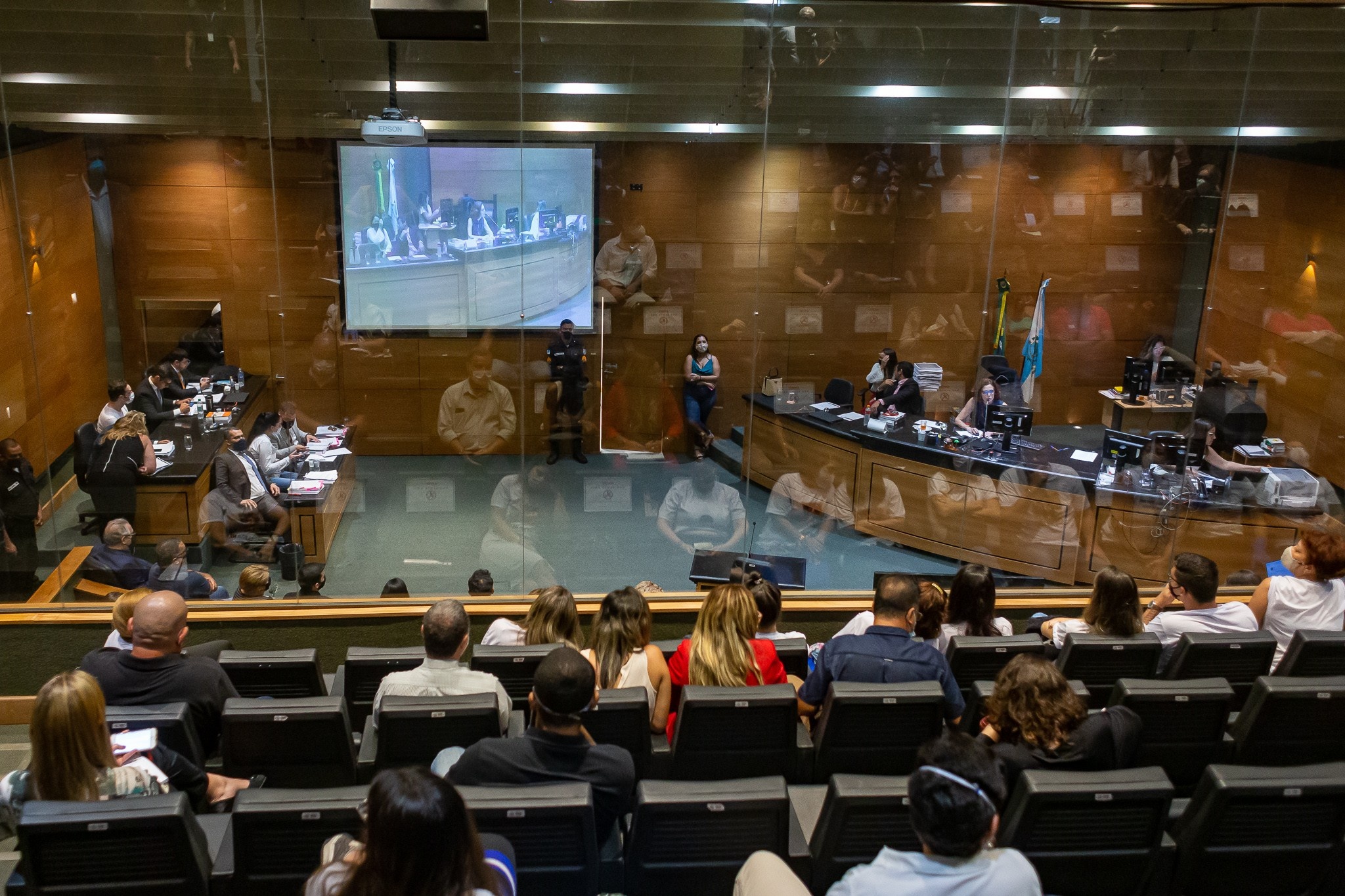 Caso Henry Borel: Retratação da Babá Eleva Tensão e Questionamentos no Júri do Rio