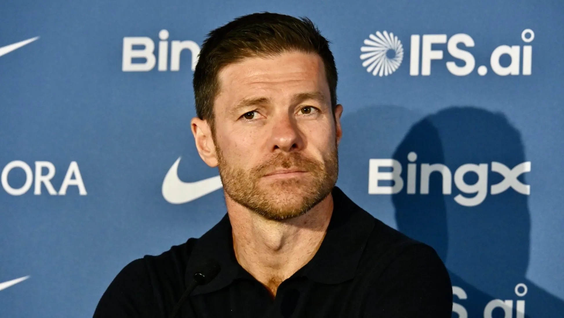 Chelsea Redesenha sua Estratégia de Mercado com Xabi Alonso: Henderson é o Símbolo da Nova Era