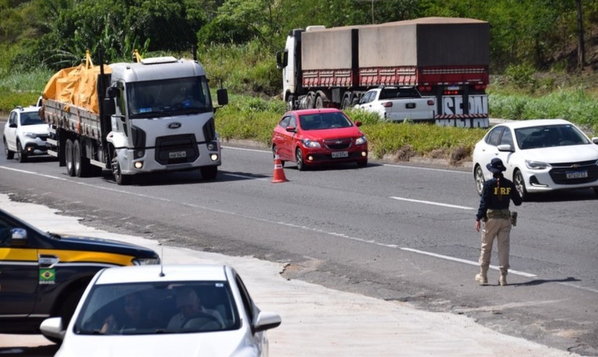 Tragédia na BR-116 na Bahia: Desafios da Infraestrutura e o Custo Humano do Desenvolvimento Regional