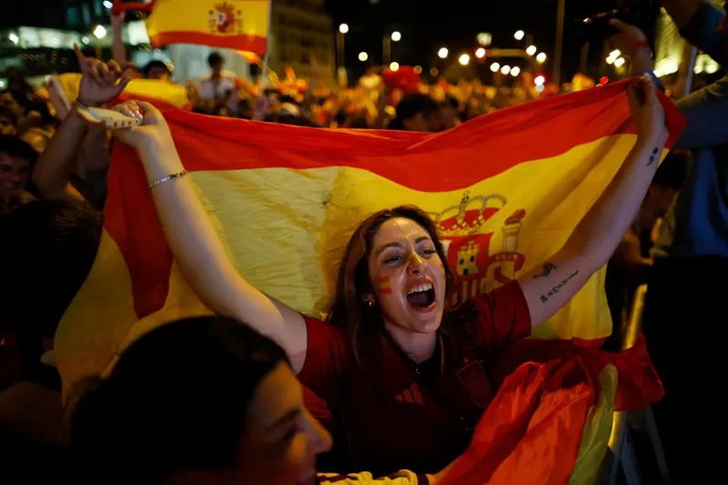 Espanha Bicampeã Mundial: O Triunfo da Nova Geração e o Legado de Messi