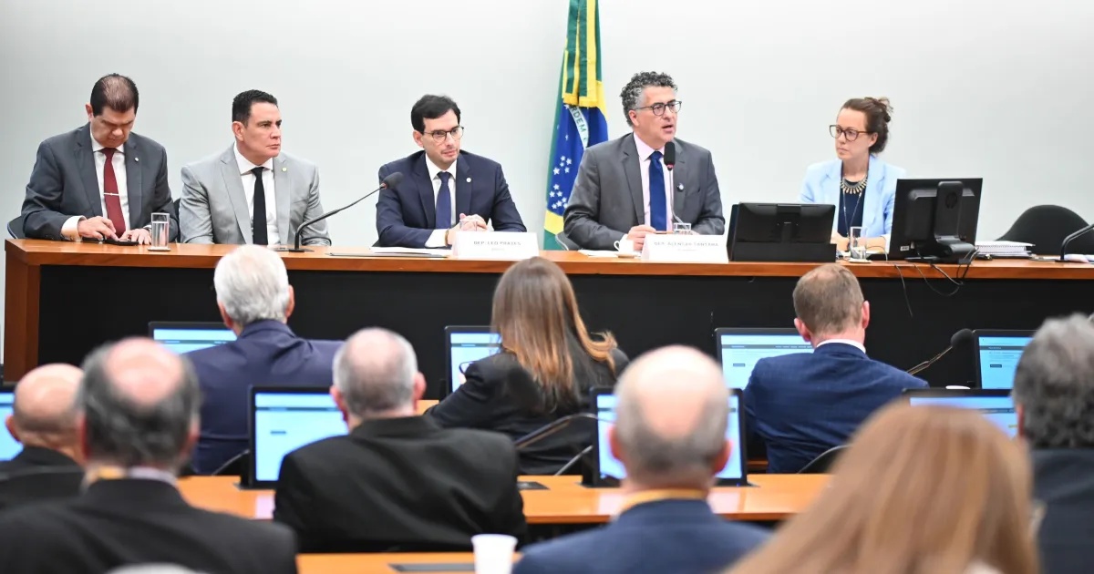 A PEC do 6x1 e a Reconfiguração da Jornada de Trabalho: O Que Muda para Você