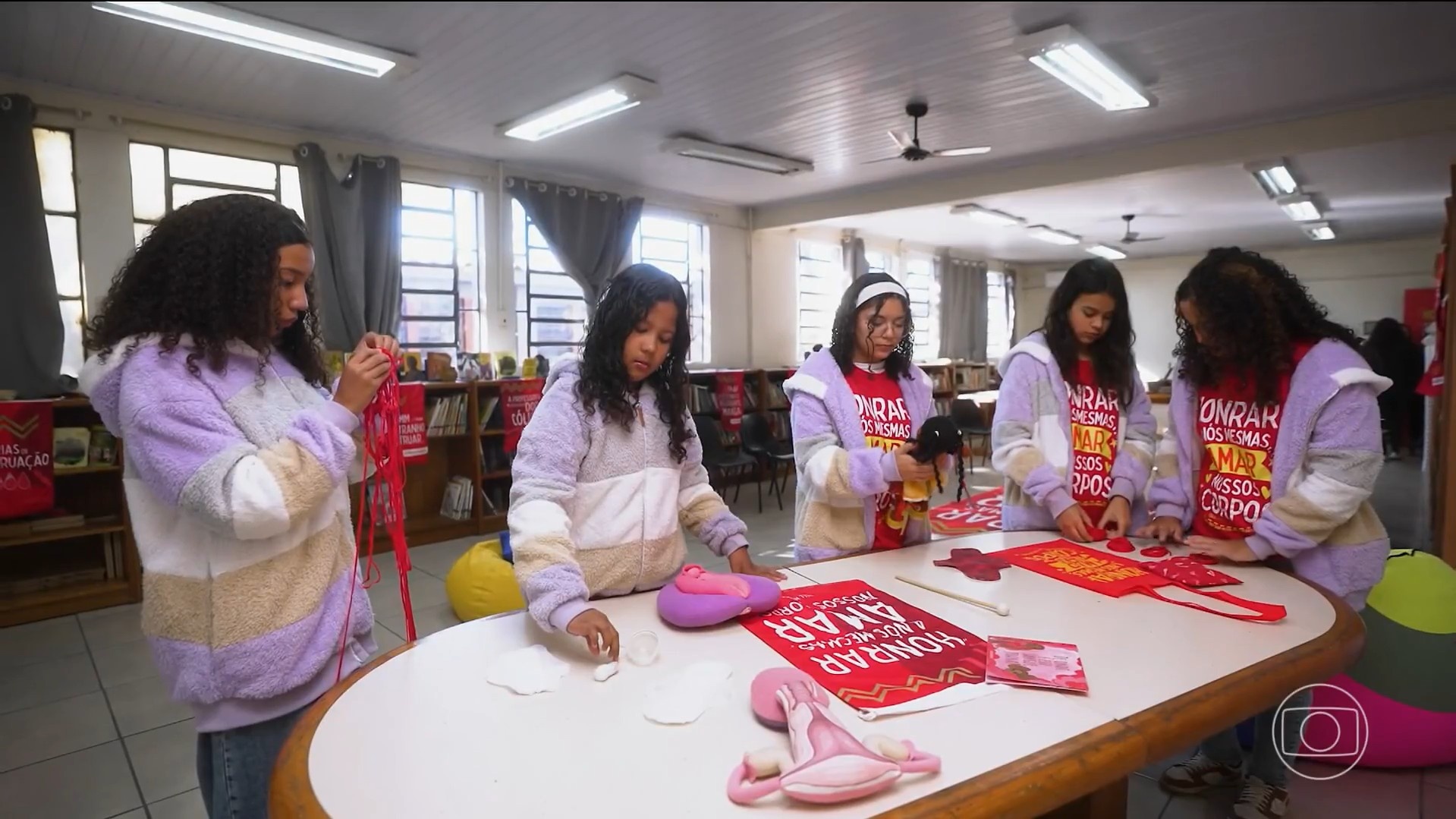 Inovação Estudantil no RS: O Impacto Profundo do Coletivo 'Garotas de Vermelho' na Dignidade Menstrual