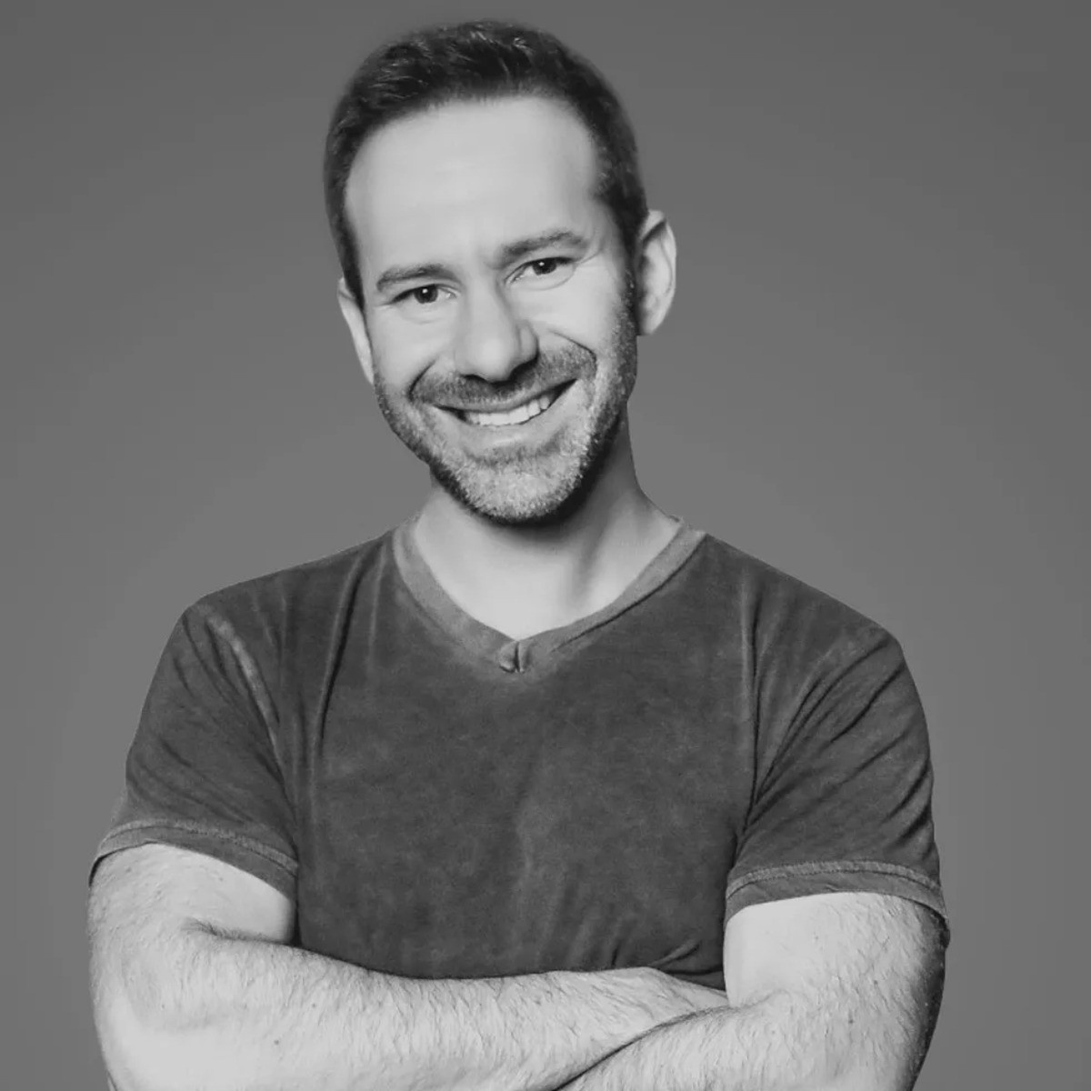 O Legado de Leonid Radvinsky: Como a Reimaginação do OnlyFans Redefiniu a Economia dos Criadores Digitais