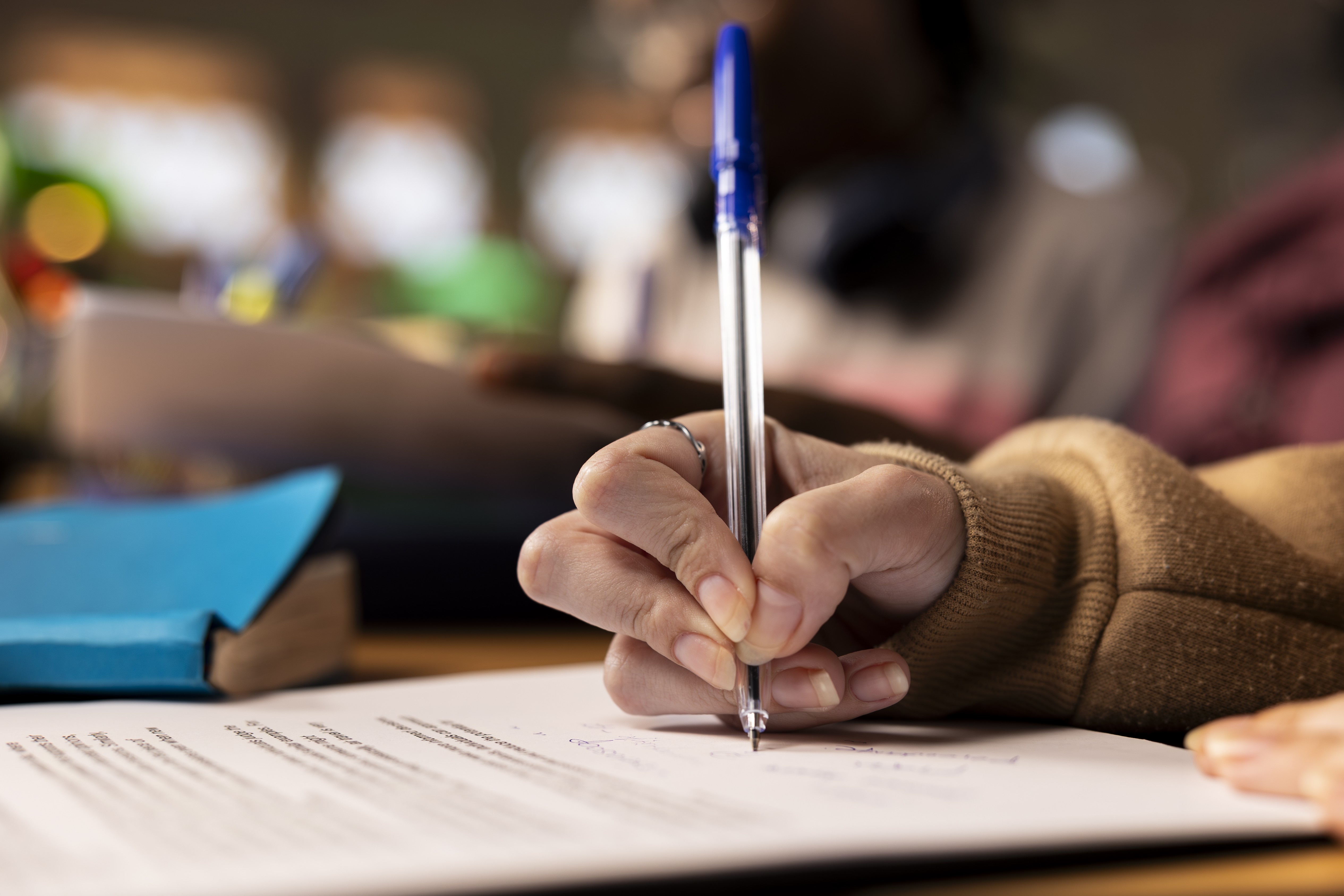 Pernambuco em Pauta: A Onda de Concursos como Termômetro Social e Econômico do Estado