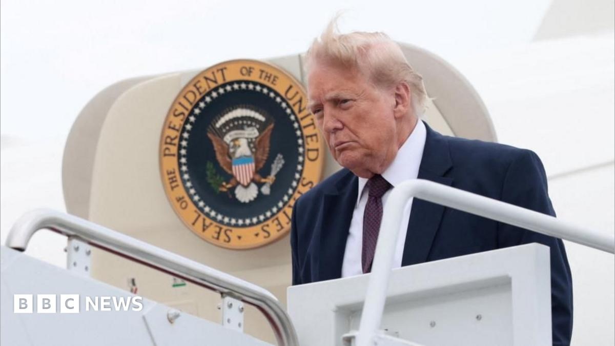Senado dos EUA Desaﬁa Trump sobre Irã em Votação Simbólica de Poderes de Guerra