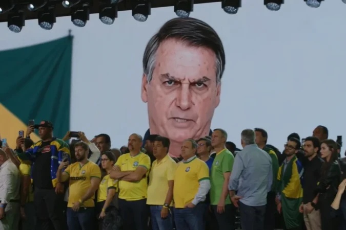 A Fronteira Difusa: O Desafio da Autenticidade na Era da IA Política