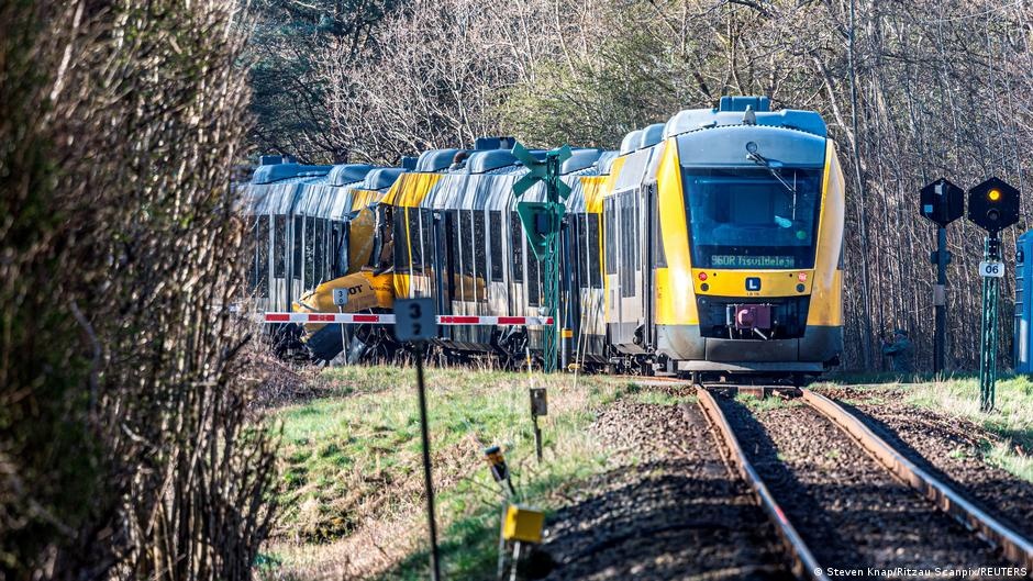 Colisão Ferroviária na Dinamarca: Um Alerta Global à Confiança na Infraestrutura