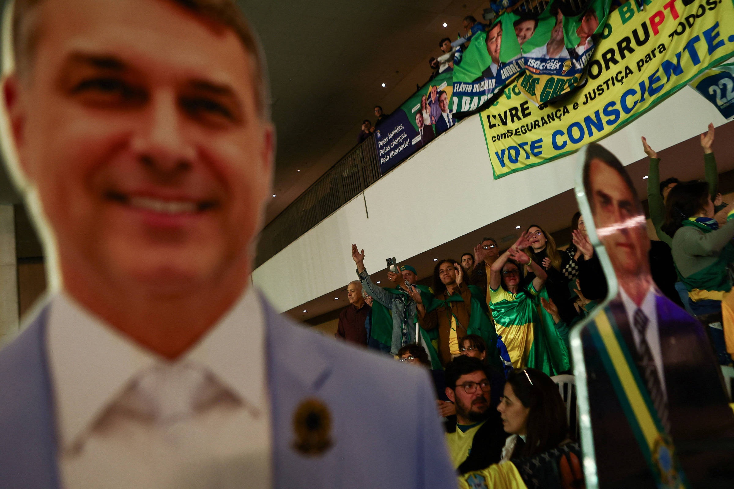 Uso de IA em Vídeo de Bolsonaro Aciona PGR: Um Alerta sobre Democracia e Desinformação