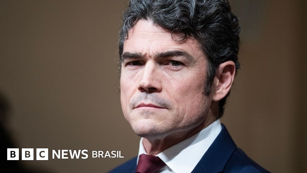 Renúncia Chocante Expõe Fissuras na Estratégia de Contraterrorismo dos EUA e Relação com Irã