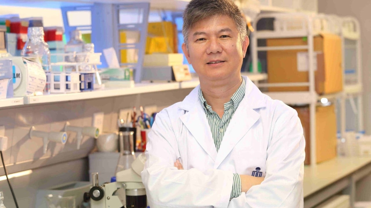 Cadeira Acadêmica por Suborno: Prisão de Professor em Hong Kong Desvenda Ferida na Meritocracia