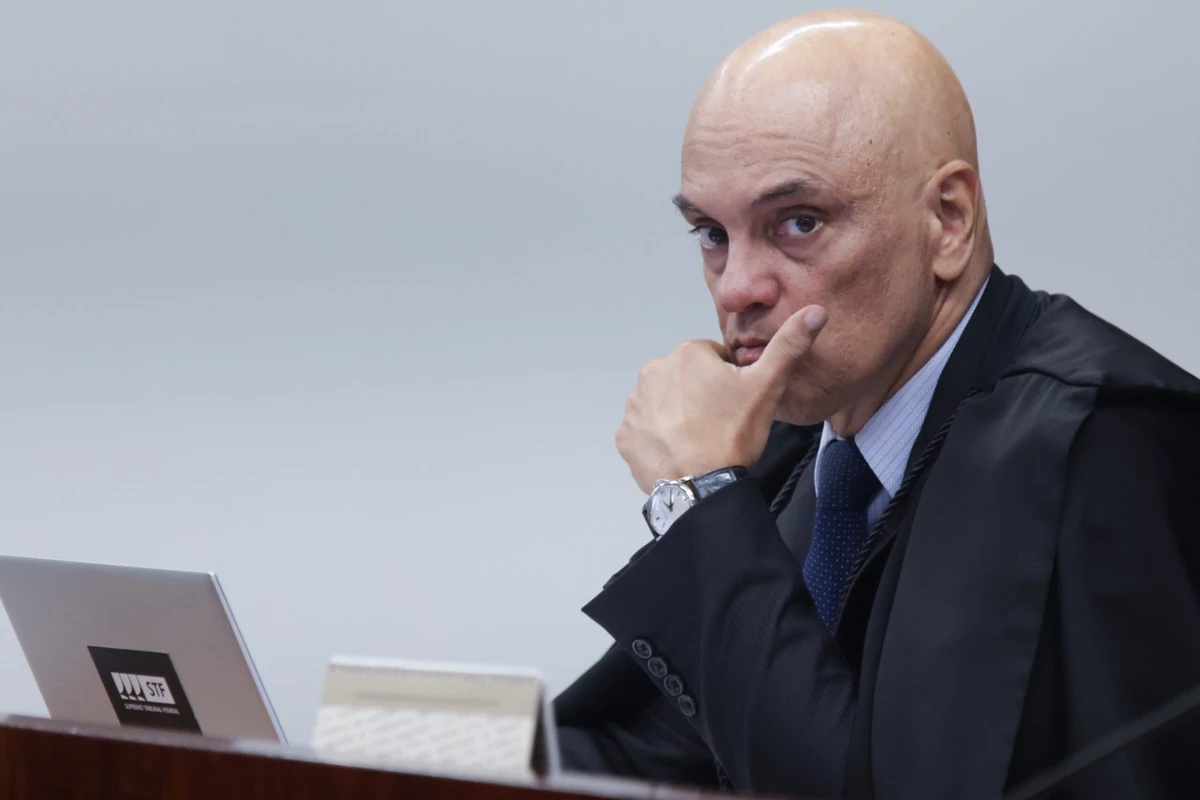 A Geopolítica Interna de um Clã: Decisão sobre Prisão Domiciliar e a Reconfiguração da Direita