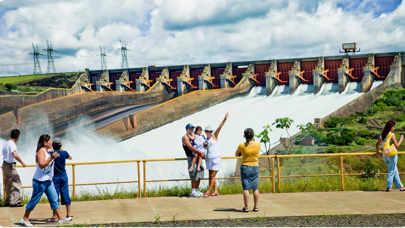 Dinâmica Energética Regional: O 'Efeito Torcida' da Copa Revela a Complexidade da Gestão de Itaipu