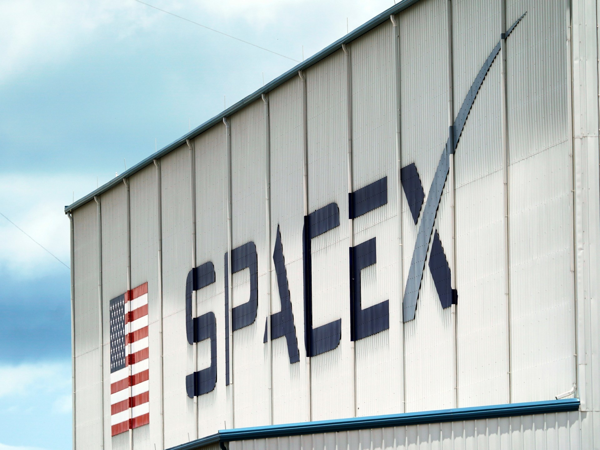 SpaceX: IPO Bilionário Expõe Ambições Cósmicas e Redefine Fronteiras Tecnológicas
