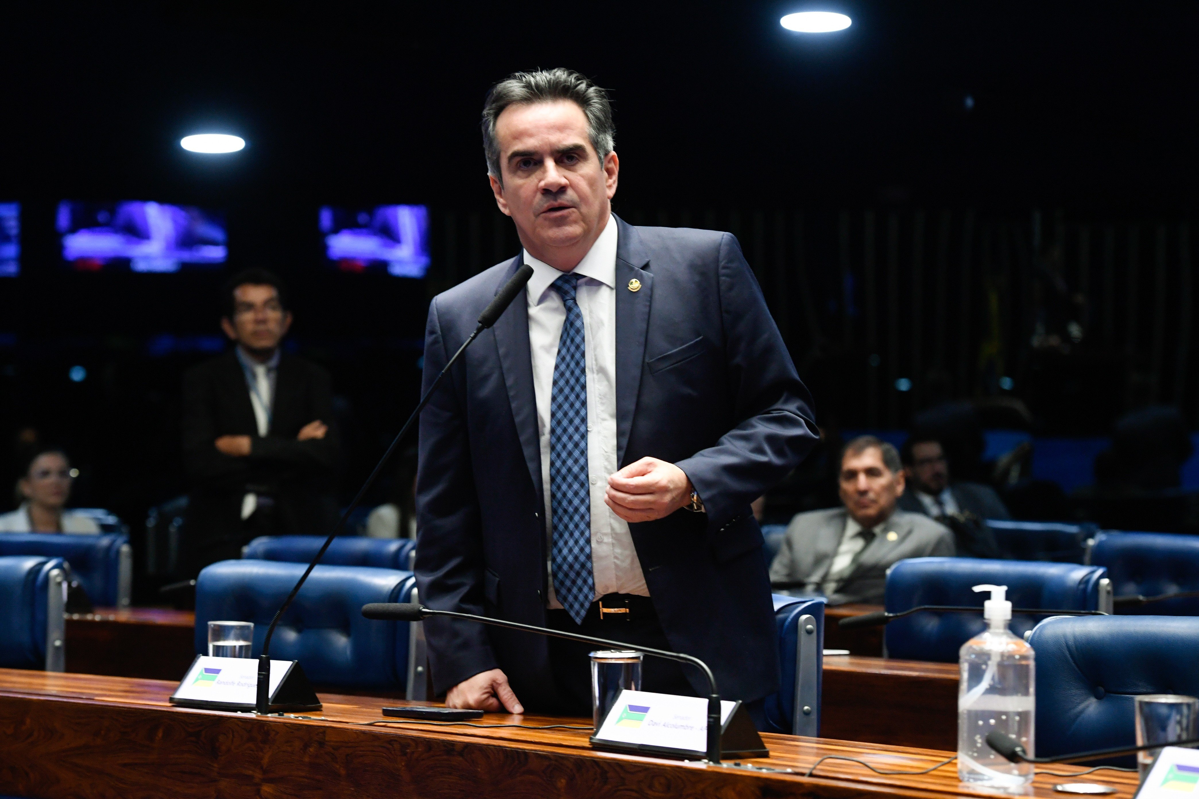 Mensagens revelam celebração de Vorcaro por emenda de Ciro Nogueira favorável ao Banco Master