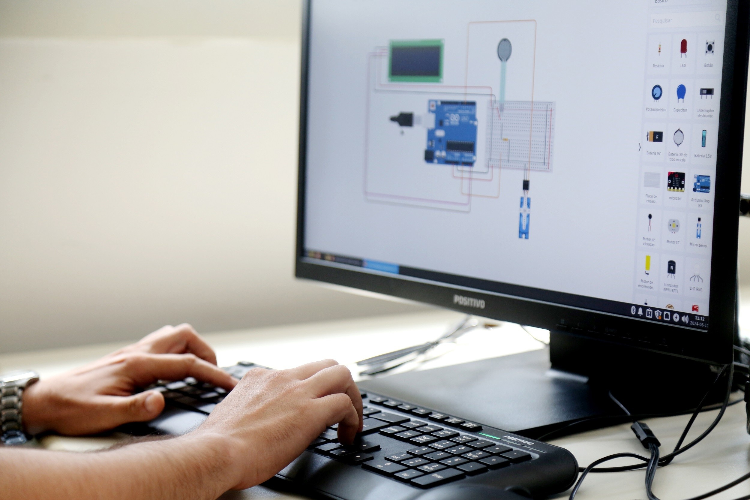 Recife Potencializa Mercado de Tecnologia com Novas Vagas Gratuitas: Entenda o Impacto Regional