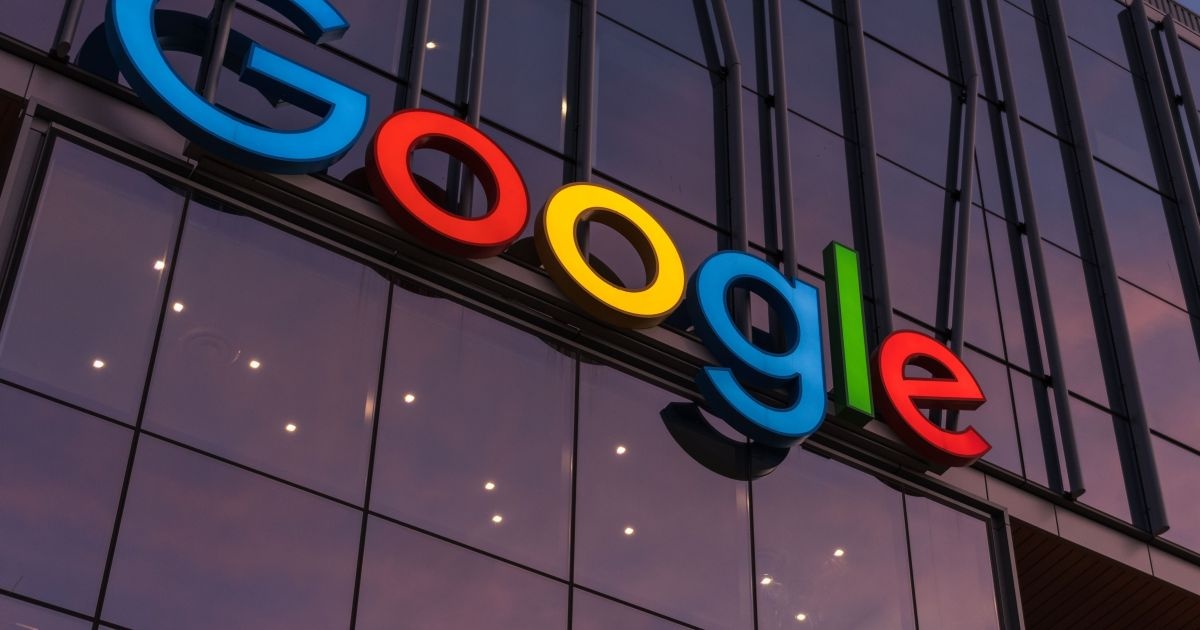 Engenheiro do Google Acusado de Fraude com Dados de Busca: Ameaça à Confiança Digital