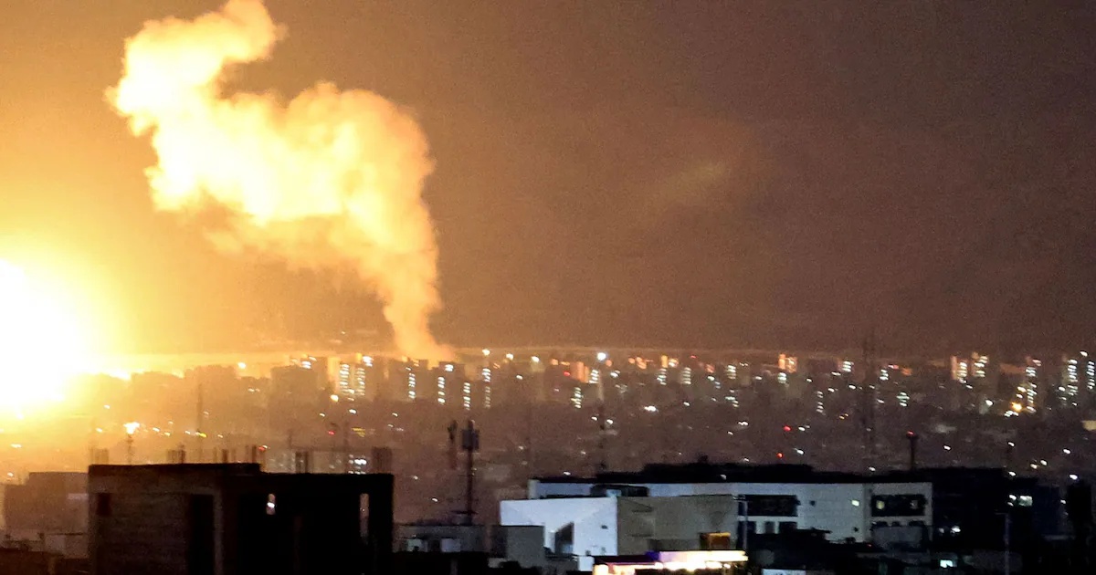 Irã à Beira do Abismo: Como a Crise Interna Sinaliza Tensões Globais Inéditas