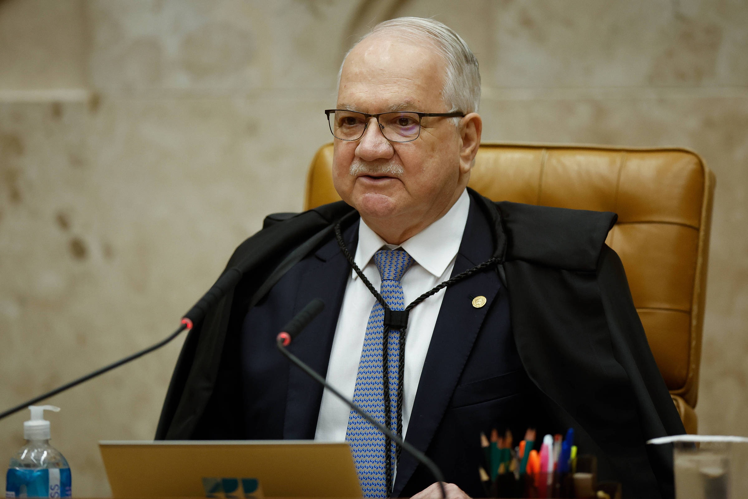 Bloqueio de Sigilos: Fachin Mantém Decisão de Gilmar sobre Empresa Ligada a Toffoli, Impactando Investigação da CPI