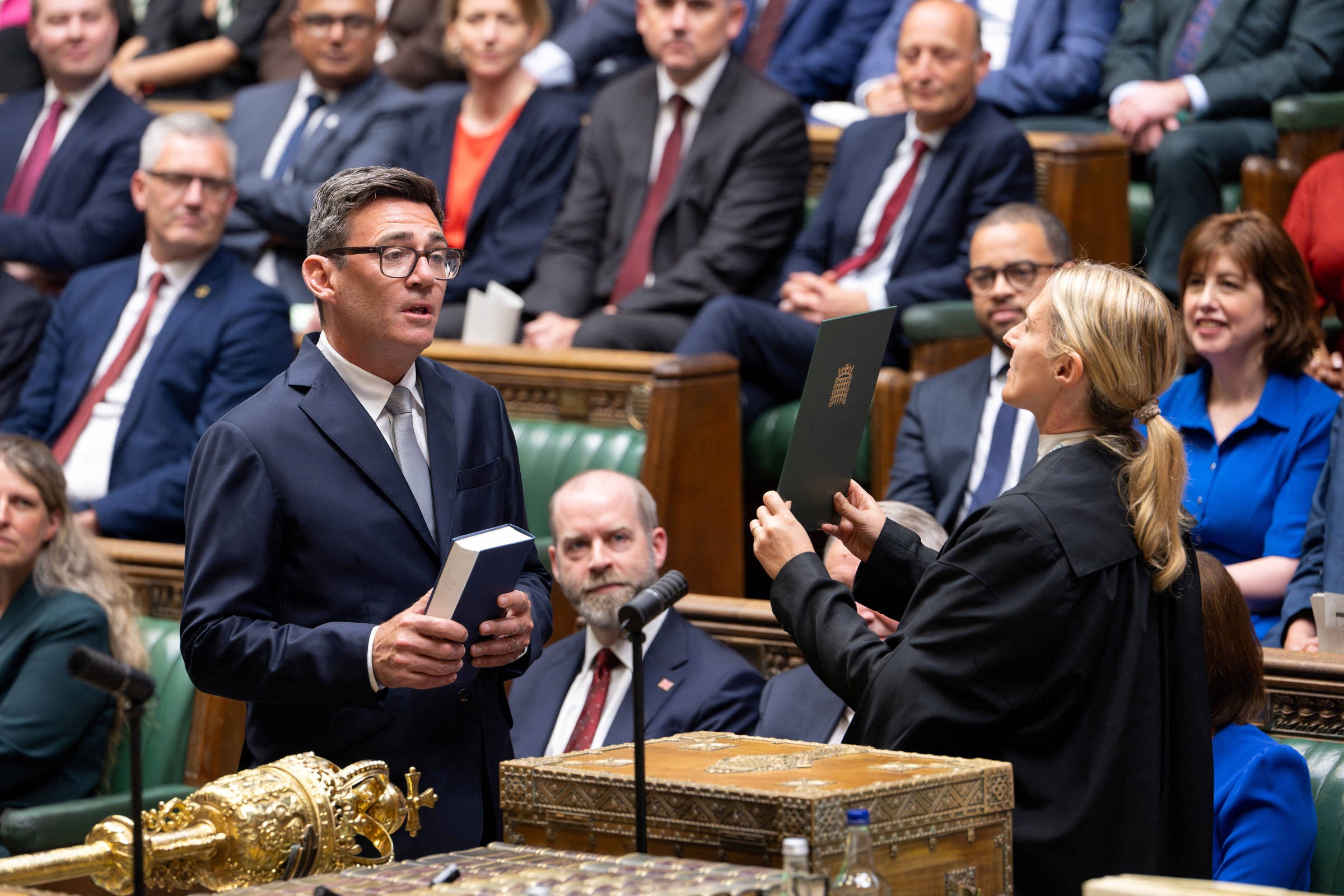 A Reestatização de Manchester e a Ascensão de Burnham: Reino Unido em Nova Encruzilhada Ideológica
