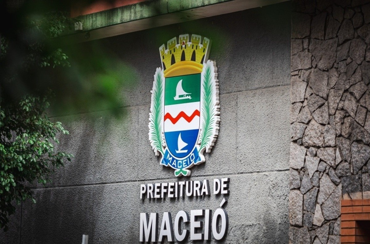 Maceió: A Complexa Trama por Trás do Feriadão Junino Prolongado e Suas Repercussões