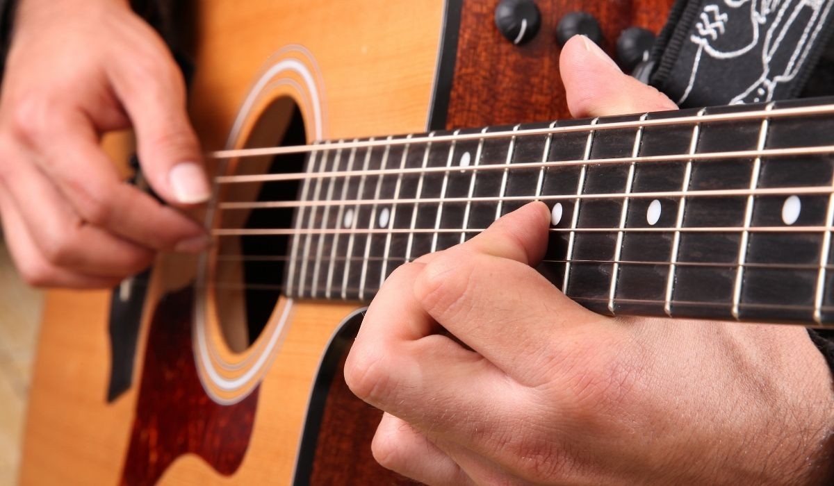 Festival Internacional do Violão em MS: Um Marco na Descentralização Cultural e Formação Regional