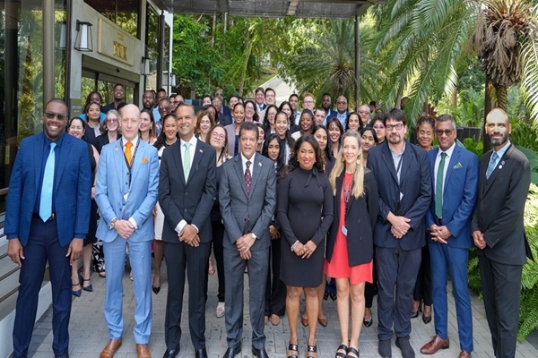 Fiocruz Lidera Simulação Crítica no Caribe: Preparação Global Contra Surtos e o Futuro da Saúde Pública