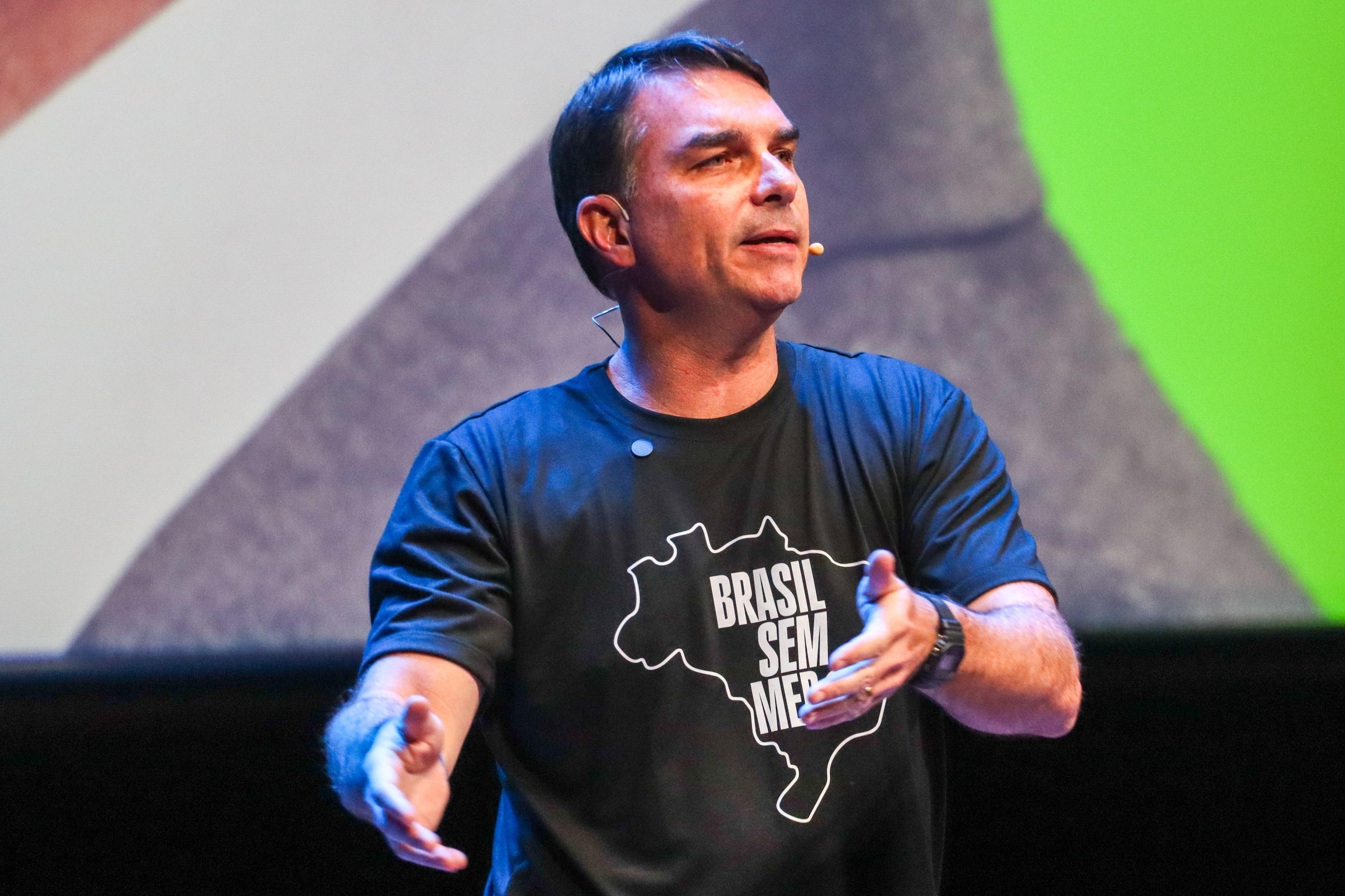 A Operação Contra o Líder do Governo e o Efeito Cascata na Política Nacional