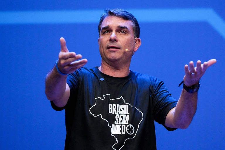A Diplomacia Subterrânea de Flávio Bolsonaro: As Implicações da Carta ao USTR sobre Tarifas e Geopolítica