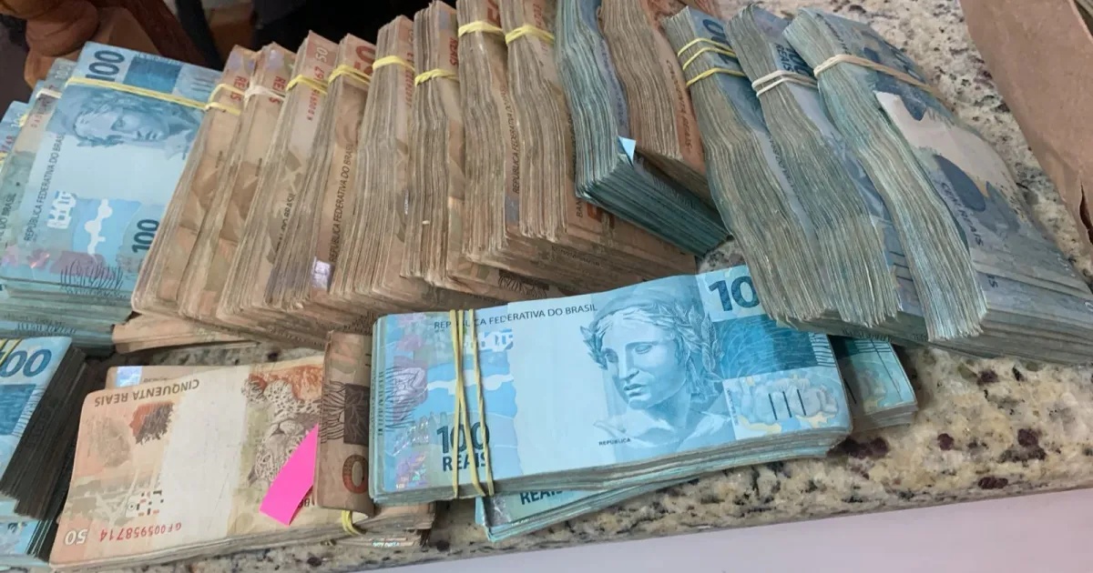 Operação Fluxo Oculto Expõe Elo entre Crime Organizado, Fintechs e Adulteração de Combustíveis