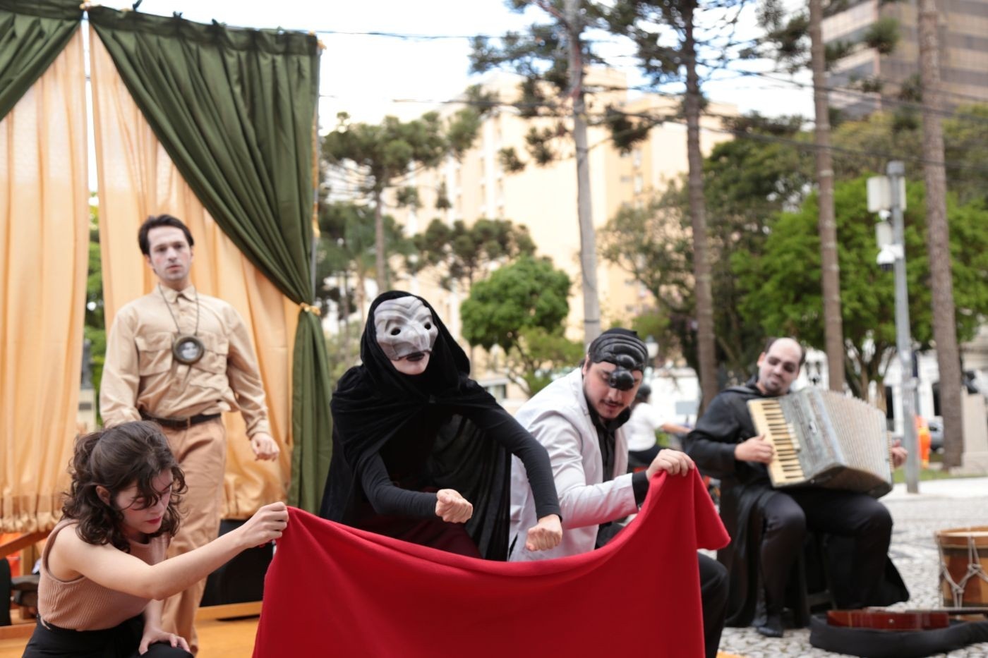 Ruínas de São Francisco: O Palco que Redefine o Acesso à Cultura em Curitiba