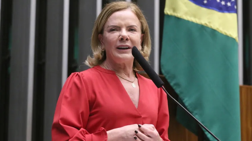 Pix no Centro de um Debate Geopolítico: Entenda a Disputa por Soberania Digital e o Impacto na Economia Brasileira