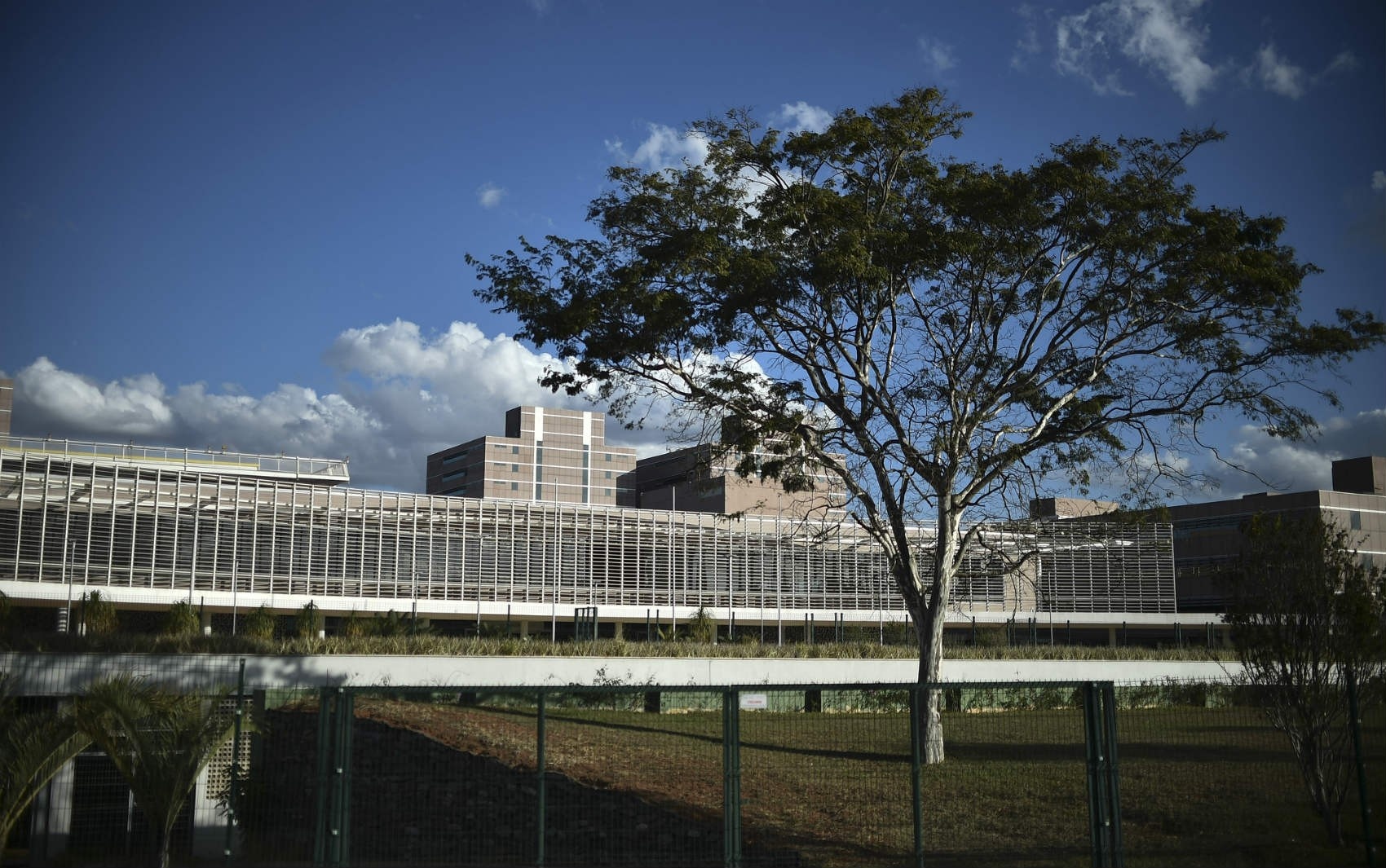 Centrad: A Retomada de um Megaprojeto Abandonado e o Custo da Ineficiência Pública no DF