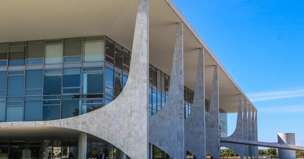 Ameaça Tarifária dos EUA ao Brasil: O Perigo Oculto para a Estabilidade Doméstica