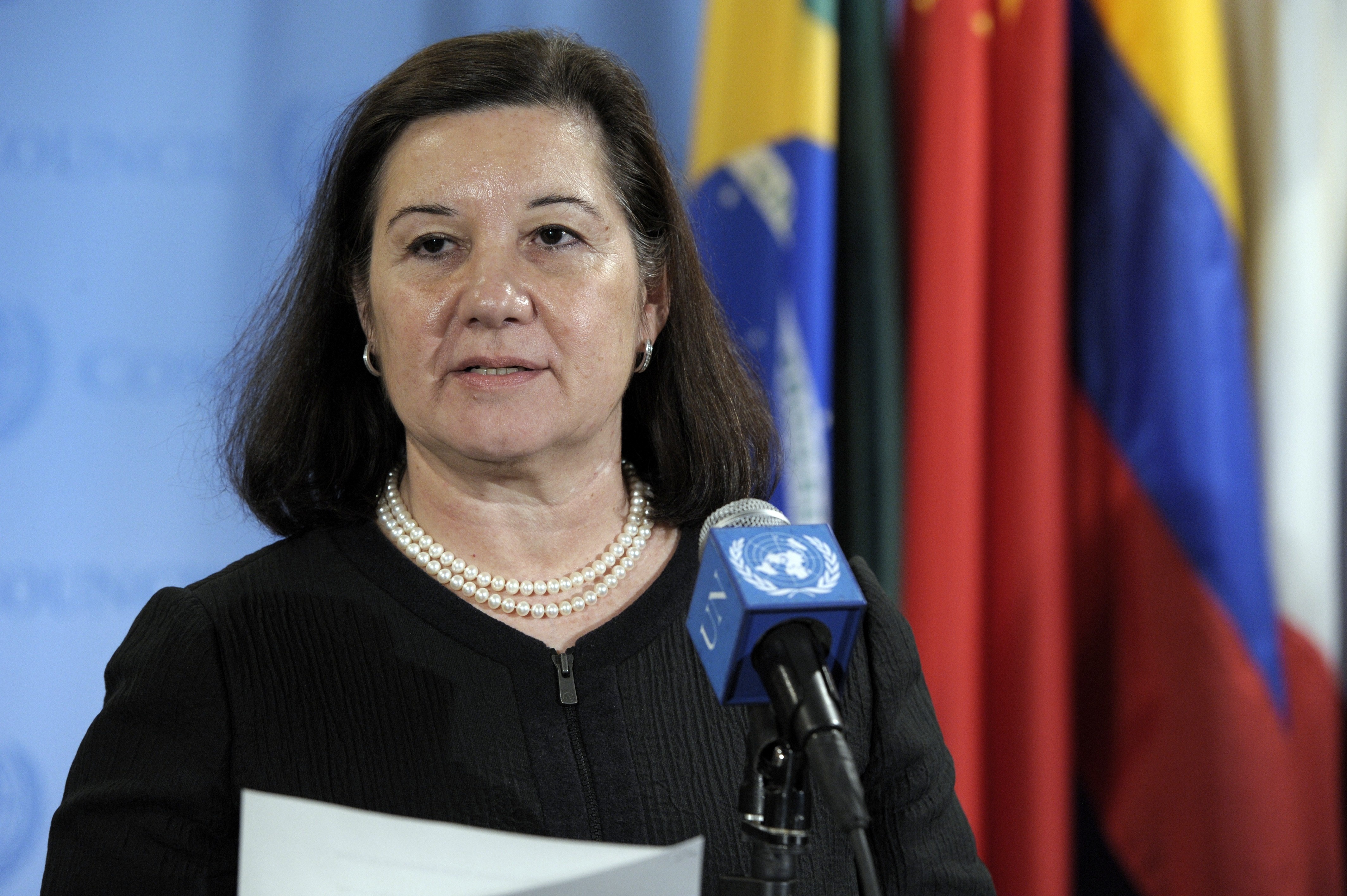 Crise Diplomática Escalada: EUA Revogam Visto de Embaixadora Brasileira em Washington
