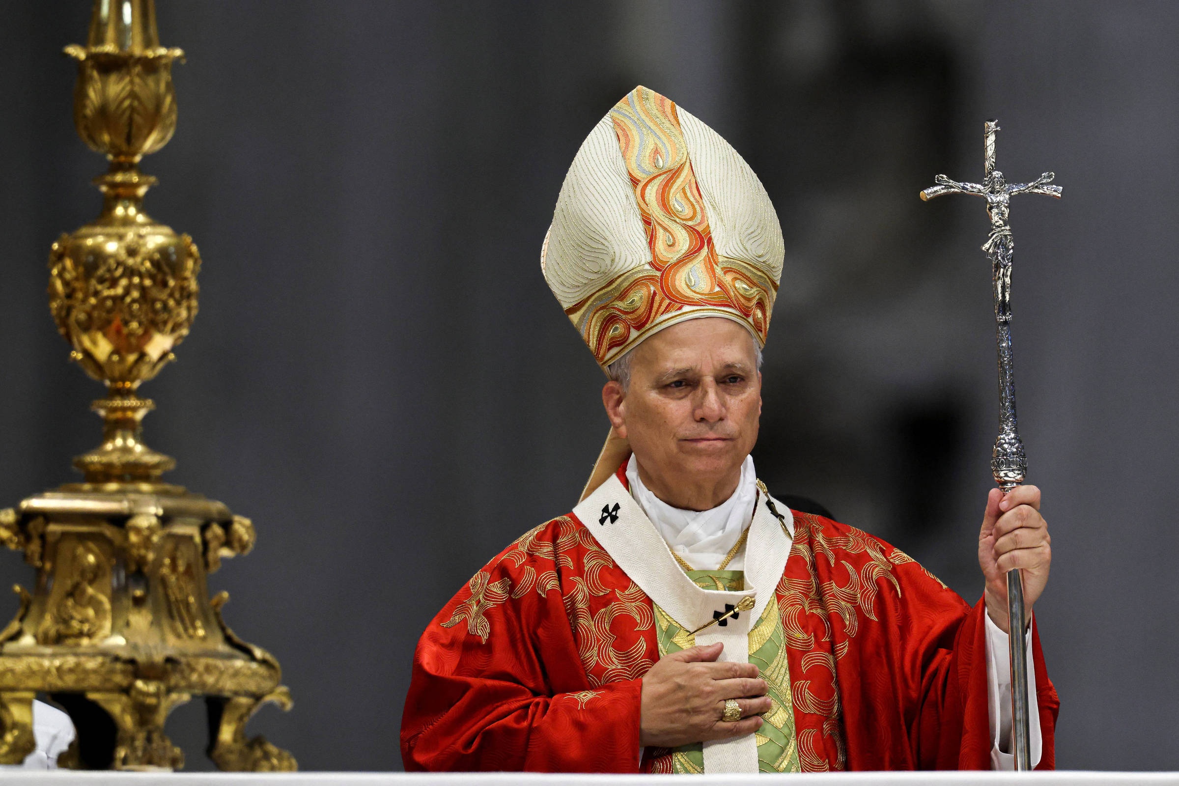 Tensão no Vaticano: Desafio Ultratradicionalista Reacende Risco de Cisão na Igreja Católica